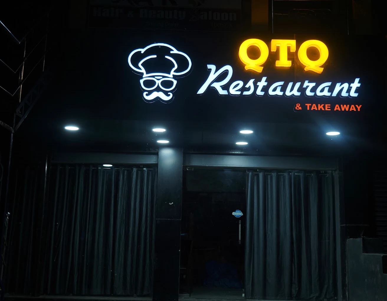 QTQ Restaurant